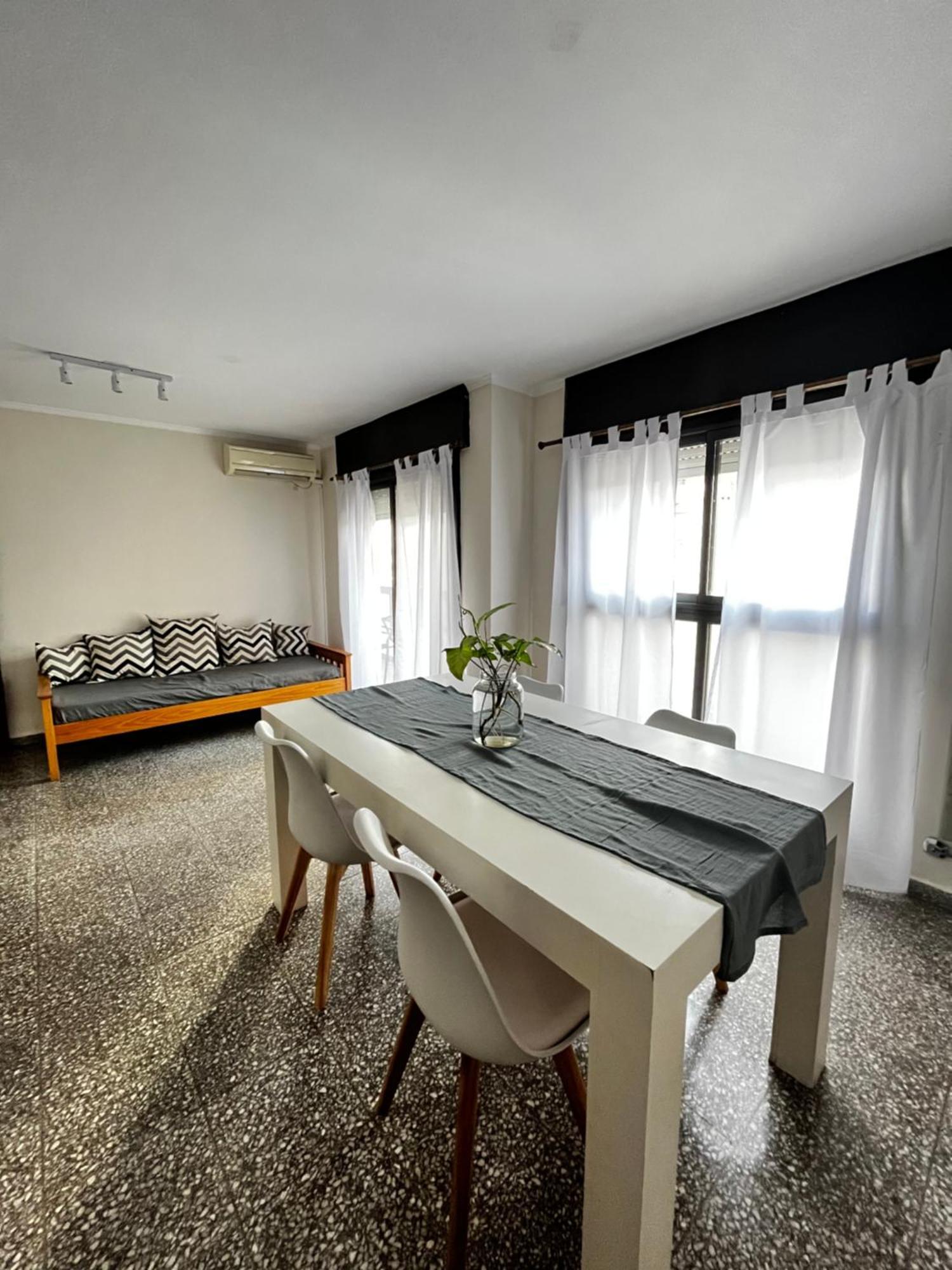 Apartment El Abrojal 2 - Dpto 2 Con Cochera Privada Auto, Zona Patio Olmos *